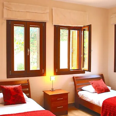 3 Bedroom Hemera With Private Pool, Aphrodite Hills Апартаменты *